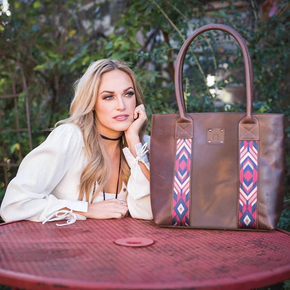NEW STS RANCHWEAR women's basic bliss tote in chocolate - Picture 2 of 3